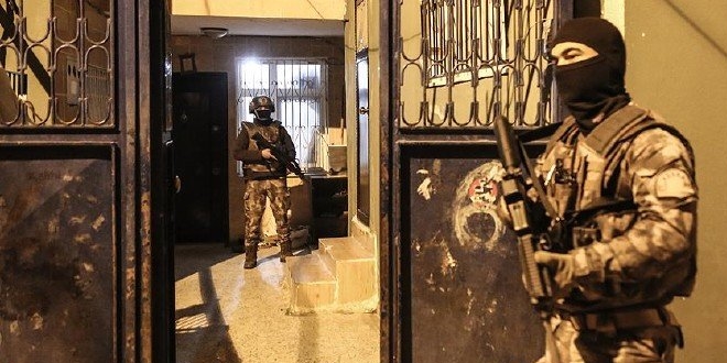 Adana'da PKK'ya afak operasyonu: 35 gzalt