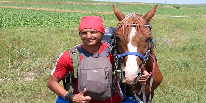 Askerlik görevi için at sırtında yola çıktı, Yozgat'a ulaştı