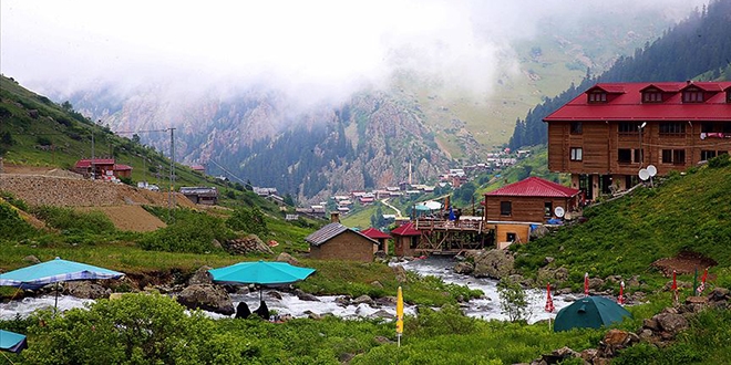 Demirkap Yaylas'nda drt mevsim bir arada