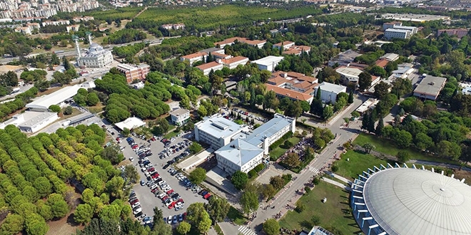 Ege niversitesi 4 basamak birden ykseldi