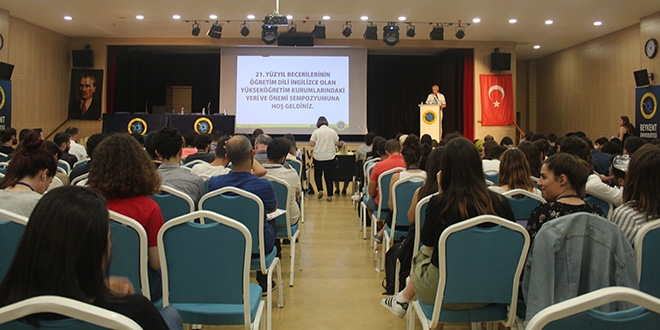 'Yabanc dile nem veriliyor ama admlar yetersiz'