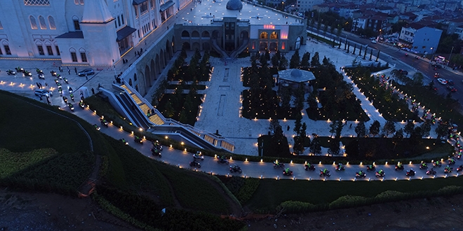 Motosikletliler'den Binali Yldrm'a destek korteji