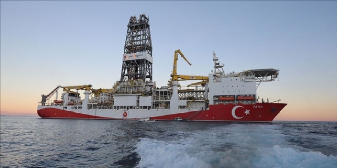 Akdeniz'de Türkiye'nin her faaliyeti adım adım izleniyor