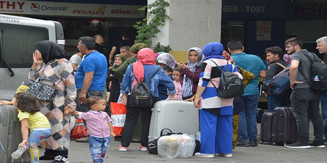 15 Temmuz Esenler Demokrasi Otogarında seçim yoğunluğu