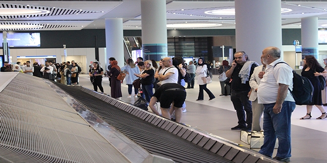 İstanbul Havalimanı'nda seçim hareketliliği