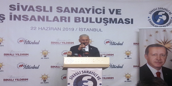 'Kürtler kim hizmet getiriyorsa oyunu ona verir'