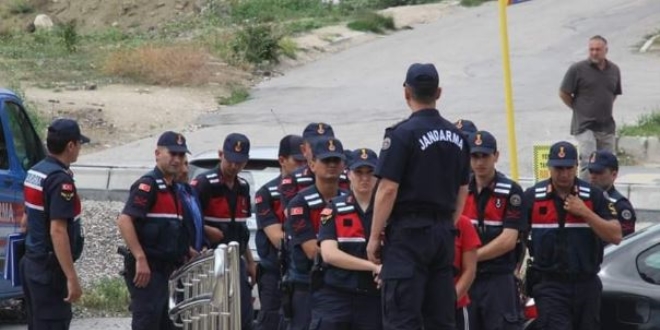 Havyan çalan çete hem parayı hem sucuğu yiyemedi