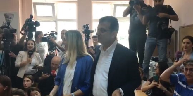 İmamoğlu, oyunu Beylikdüzü'nde kullandı