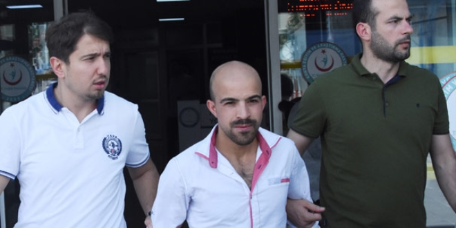 Eşini kaçırdığını öne sürdüğü adamı vurdu