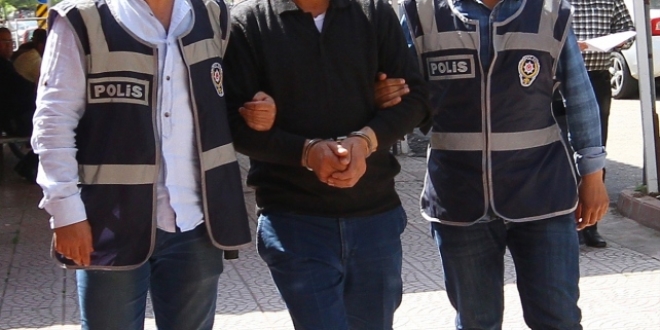 Balıkesir'de FETÖ/PDY operasyonu: 4 gözaltı
