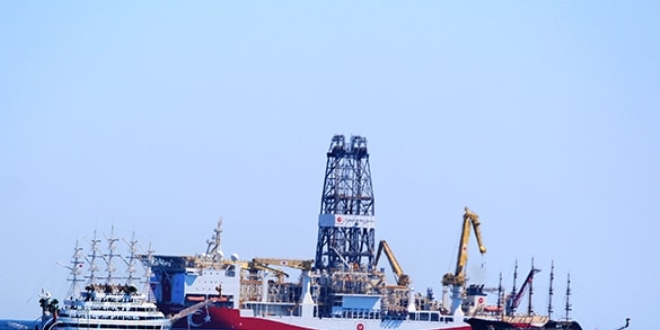 Sondaj gemisi 'Yavuz' Antalya açıklarında