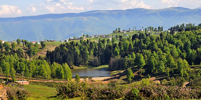 Hıdırnebi Yaylası her mevsim ilgi odağı oluyor