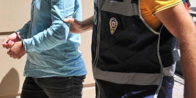 Balıkesir'de FETÖ'den 2 astsubay gözaltına alındı