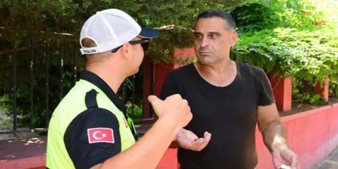 Kırmızıdan geçip ceza alan yaya: Zaten işsizim gidin başkasını yakalayın