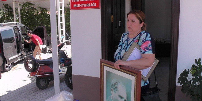 Kadın muhtar sonunda pes etti, binayı boşalttı