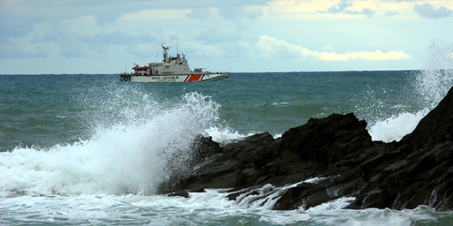 Denizde kaybolan retmeni arama almalar sryor