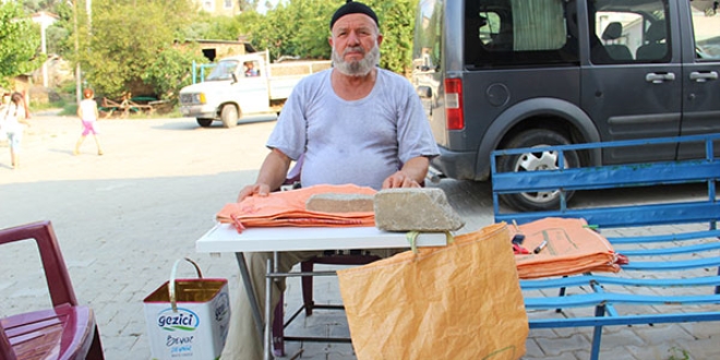 Ahmet Dede, poşete karşı savaş açtı