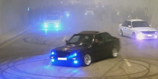 Drift yapan şahıs şarkıcı çıktı