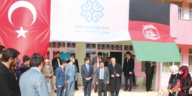 Afganistan'da 5 FETÖ okulu Milli Eğitim'e dervedildi