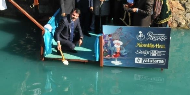Bakan Kurum ve Nasreddin hoca ile göle maya çaldı