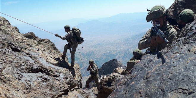 Pençe Harekatı'nda 61 terörist etkisiz hale getirildi