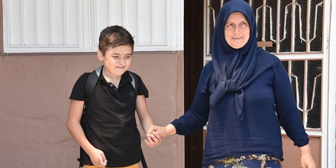 9 yılda 300 ameliyat geçirdi! Bunlar olmasa yaşayamaz