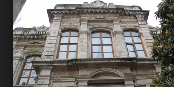 MEB'in gözde lisesinde dersleri duayen sanatçılar verecek