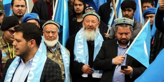 Uygur Trklerinin misafirhanelerden atld iddias