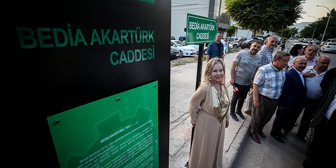 Bursa'da 'nemli deerlerin' isimleri caddelere verildi