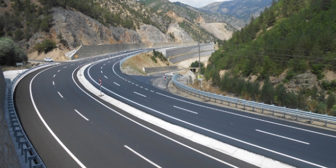 Mardin'de çevre yolu için 92 bin imza