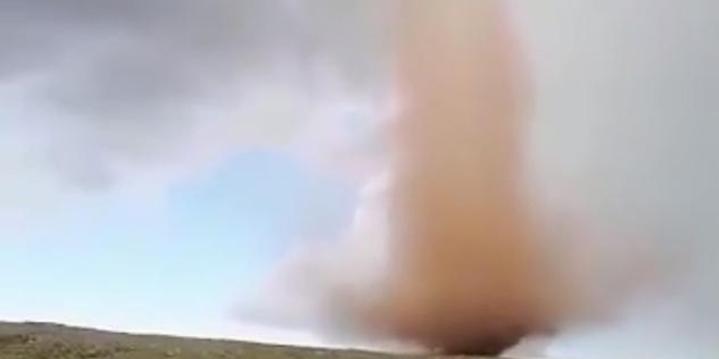 Bingl'n Karlova lesi'nde hortum panii