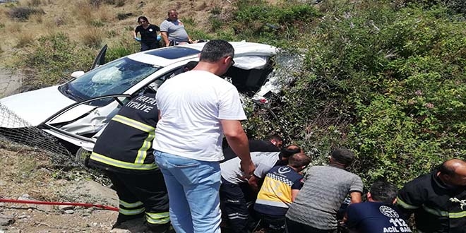 Hatay'da trafik kazas: 3 l, 2 yaral