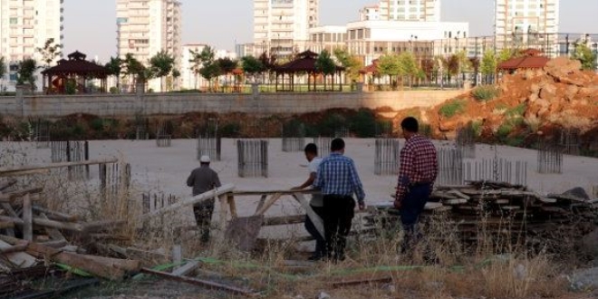 HDP'li belediye cami yapmn durdurdu