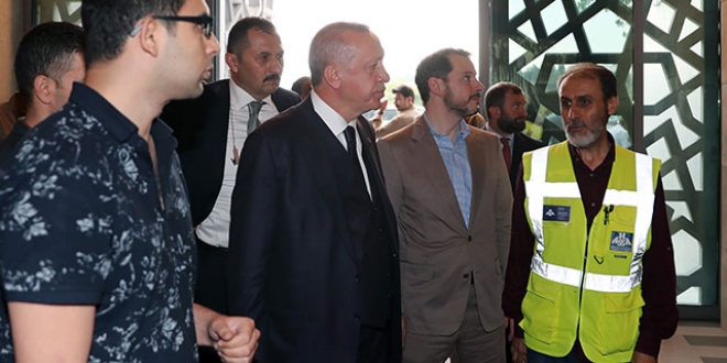 Erdoğan 15 Temmuz Hafıza Müzesi'ni gezdi