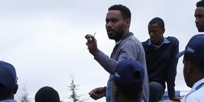 Etiyopya'da FET'c mdr, okul paralarn hesabna geirmi