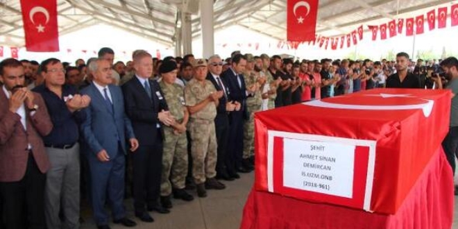 Şehit Uzman Onbaşı Demircan, toprağa verildi