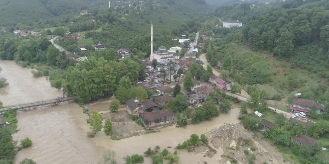 Bakan Soylu, felaketin yaand Dzce'ye gidiyor