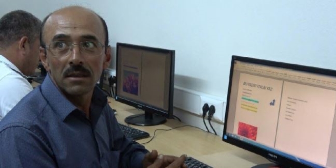 Muhtarlar ilk defa bilgisayar başına geçti