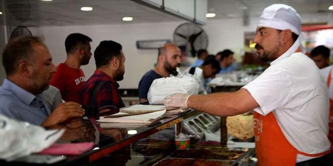 'Nohut dürüm' satarak 11 kişiye istihdam sağladı