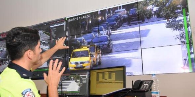 Hatalı park yapan sürücülere kameralı denetim