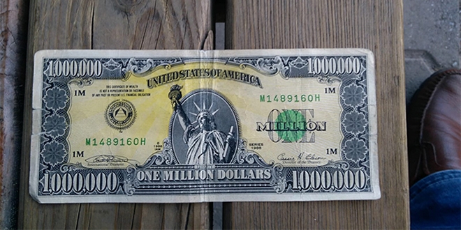 Uak'ta 1 milyon dolarlk banknot ele geirildi