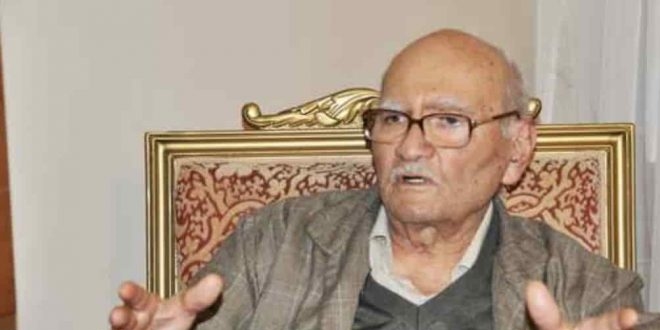 Süleyman Arif Emre hayatını kaybetti