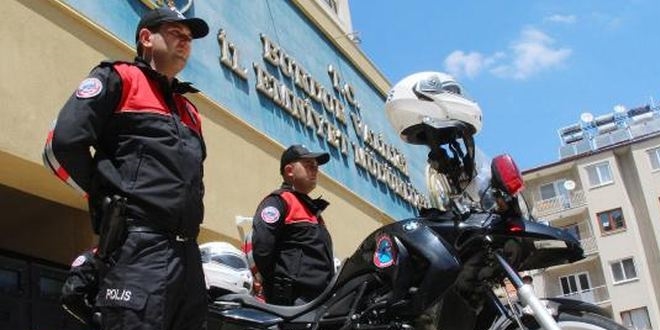Burdur'da motosikletli polis timi göreve başladı