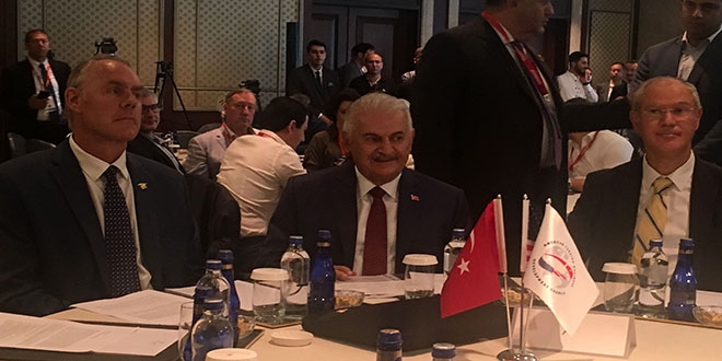 Binali Y�ld�r�m: ABD ile ini�li ��k��l� bir s�re� ya��yoruz