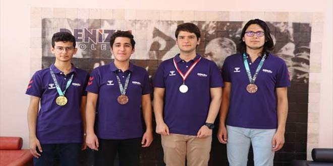 Liselilerden matematikte 4 olimpiyat madalyas