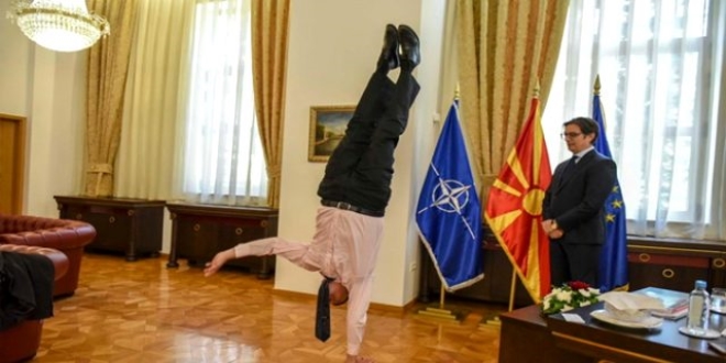 Böyle diplomatik ziyaret görülmedi!