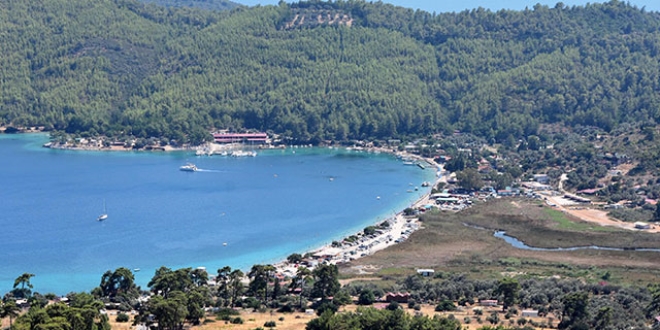Dünyaca ünlü Akbük Koyu'nda taşıma suyla turizm