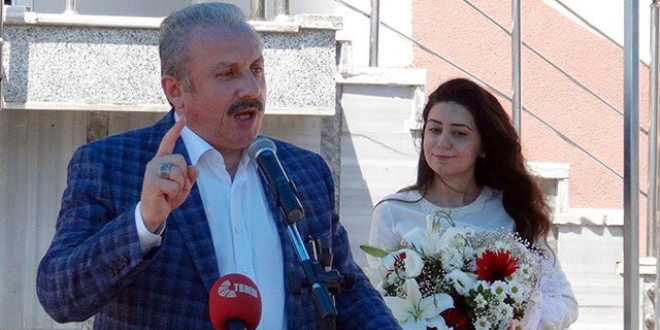 '28 Şubat'ta FETÖ'nün okullarının önü açıldı'