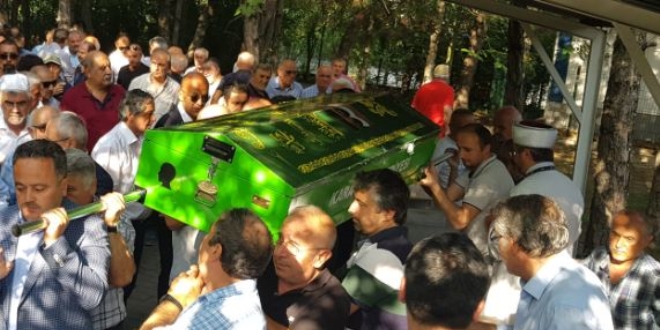 Şehit polis memurunun babası da hayatını kaybetti