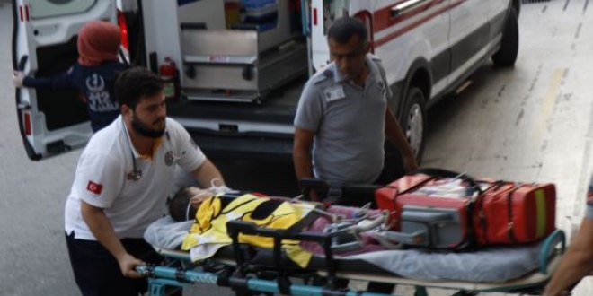 Boğulma tehlikesi geçiren 3 yaşındaki çocuk kurtarıldı